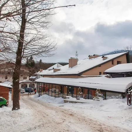 度假村 Osrodek Gawra *